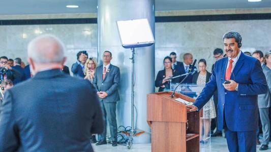 Maduro diz esperar 'resposta positiva' para ingresso da Venezuela nos Brics
