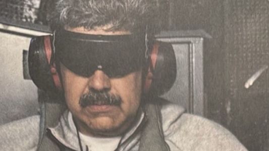 Maduro foi levado para um navio de guerra dos EUA e será transportado para Nova York