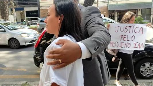 Mãe de Ian pede por Justiça e diz não ter dúvidas que pai e madrasta do menino são culpados