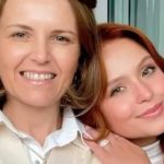 Mãe de Larissa Manoela justifica resposta grosseira à filha: 'Estava com raiva, agi por impulso'