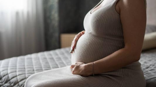 Mãe e filhos serão indenizados após sofrerem negligência durante o parto em 2014