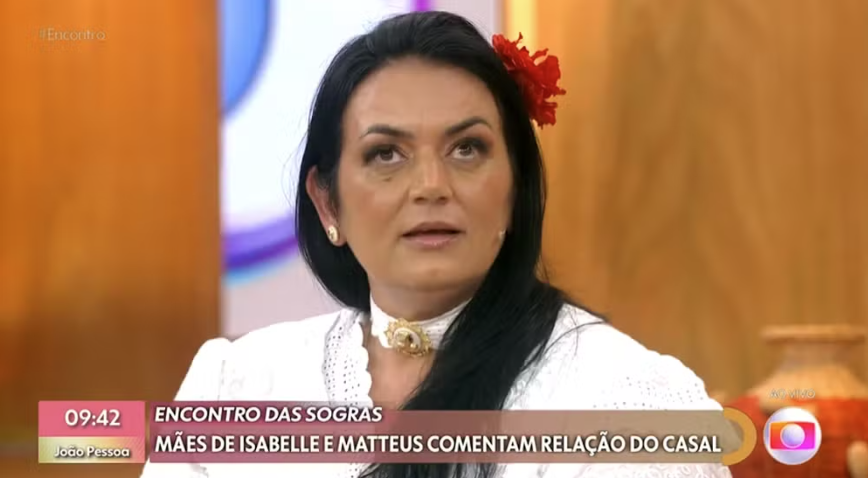 Mãe de Matteus critica relacionamentos do filho no BBB 24