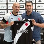 Maicon pode estrear contra o Cruzeiro um ano após saída pela 'porta dos fundos'