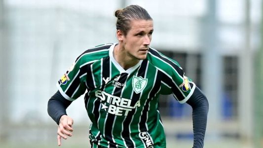 Maidana durante partida entre América e São Paulo, válida pela 21ª rodada do Campeonato Brasileiro da Série A