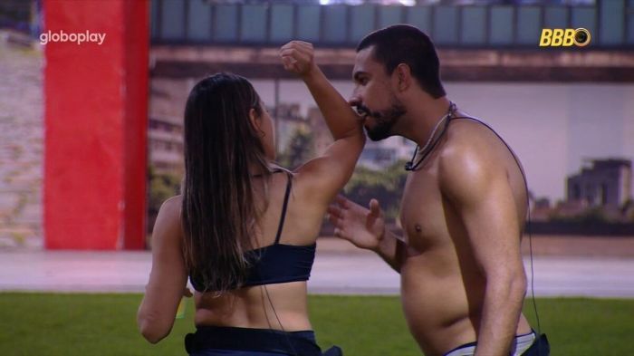Maike morde Renata no BBB 25
