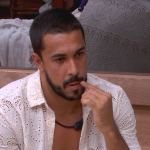 BBB 25: 'Falei para vocês ficarem', diz Maike a aliados sobre Big Fone