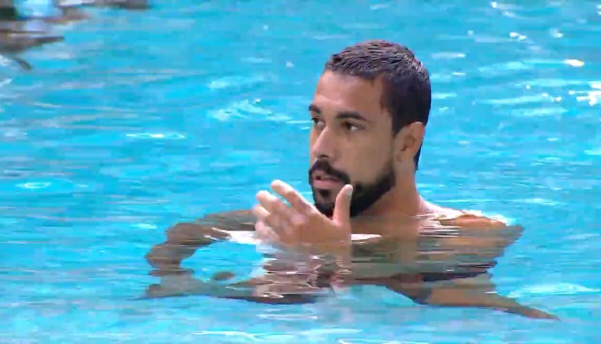Vencedor do Sincerão, Vinícius reafirma opinião sobre Maike no BBB 25: “Você é planta”
