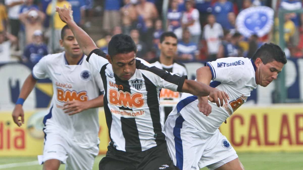 Cruzeiro x Atlético: saiba quem mais venceu clássicos fora de Belo Horizonte