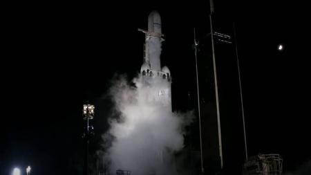 Maior satélite de comunicações do mundo deverá ser lançado neste sábado (29).