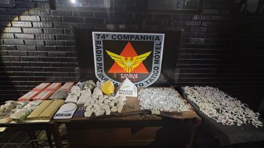 Mais de 17kg de pasta base de cocaína foram apreendidos