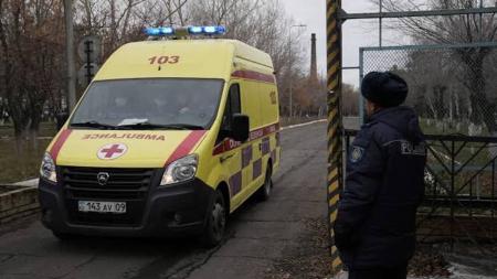 Mais de 200 trabalhadores conseguiram escapar do fogo na mina, localizada ao norte da cidade de Karaganda