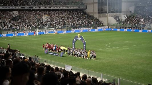 Mais de 22 mil torcedores assistiram ao jogo entre Atlético e Flamengo, no Horto