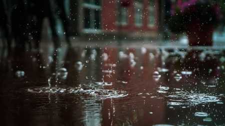 Mais de 400 cidades mineiras estão em alerta de chuva de até 60mm para o próximo dia