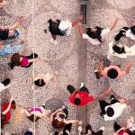 Vídeo: flash mob com música do Bruno Mars reúne 500 bailarinos em cidade mineira e faz sucesso na internet
