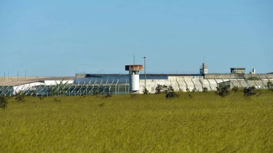 Mais de 700 pessoas permanecerão presas na Papuda e na Colmeia, no Distrito Federal