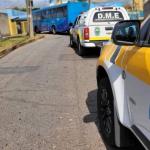 Pneus carecas tiram mais quatro ônibus de circulação na região do Barreiro