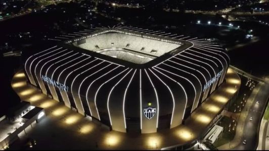 Mais um teste de iluminação de led da Arena MRV foi feito nesta noite