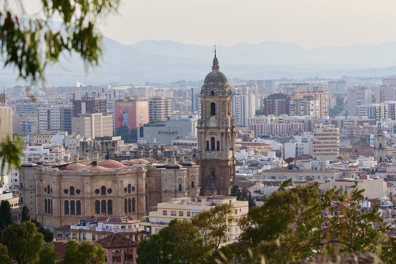 Turismo em massa e aumento de preço de moradias levam moradores às ruas em protestos na Espanha