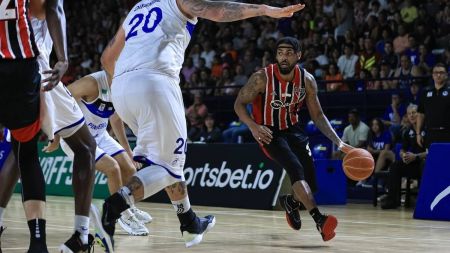 Malcolm Miller, ala do São Paulo