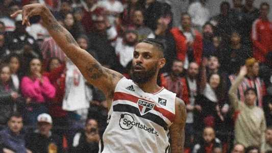 Malcolm Miller teve 18 de eficiência no triunfo derradeiro sobre o Flamengo