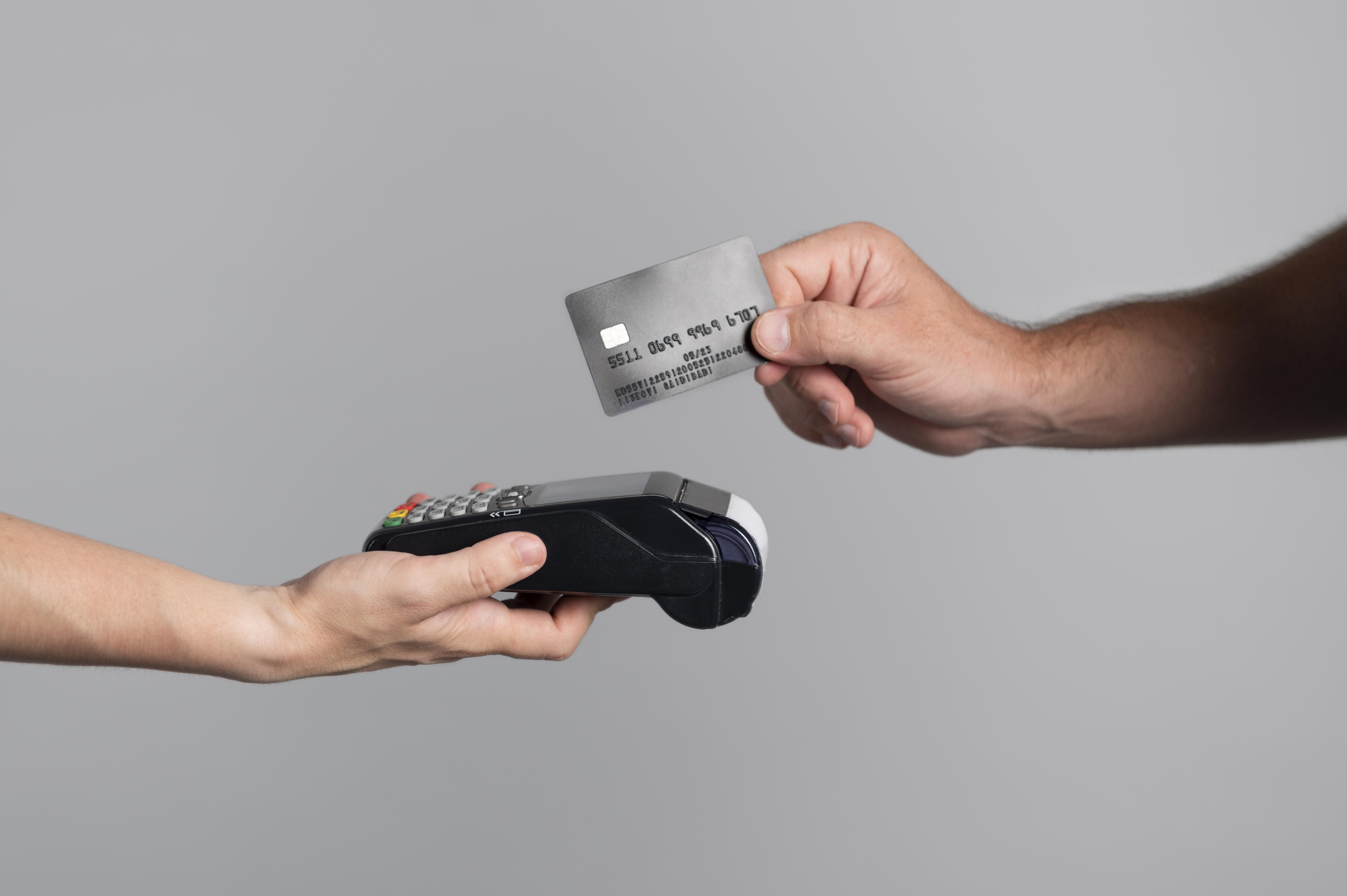 Mastercard terá que reembolsar milhões de pessoas, mesmo aquelas que têm um cartão Visa