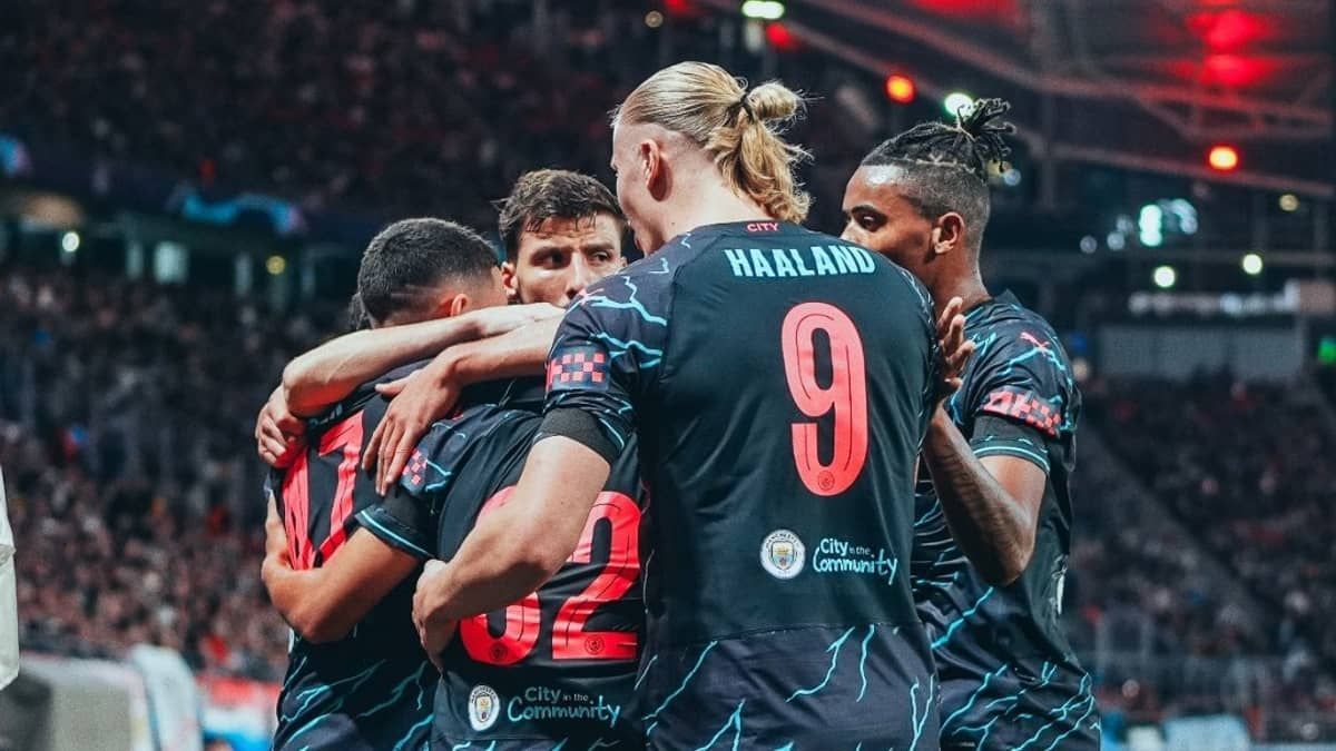 Álvarez decide, Manchester City vence RB Leipzig e lidera grupo na Champions
