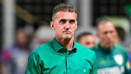 Mancini durante partida entre América e Corinthians, válida pela 9ª rodada do Campeonato Brasileiro da Série A