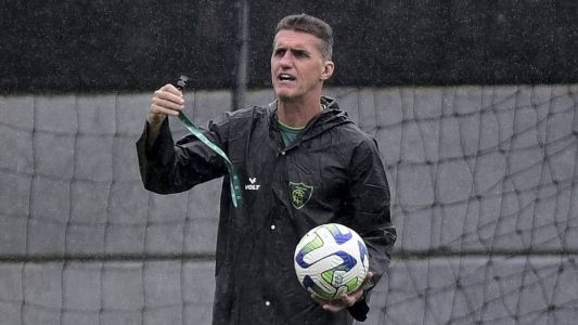 Mancini durante treino na manhã dessa segunda-feira (29), no CT do clube Vasco da Gama