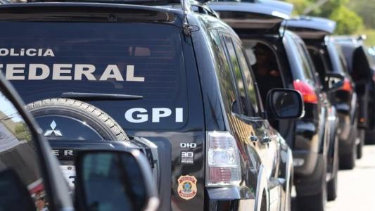 Mandados de busca e apreensão foram cumpridos em residências e presídios na Grande BH