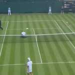 Invasões de ativistas atrapalham partidas em Wimbledon
