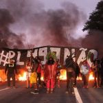 Marco temporal: indígenas bloqueiam rodovia em São Paulo 