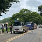 BR-262 em Rio Casca é bloqueada por manifestantes nesta quarta-feira: 'BR dos buracos'