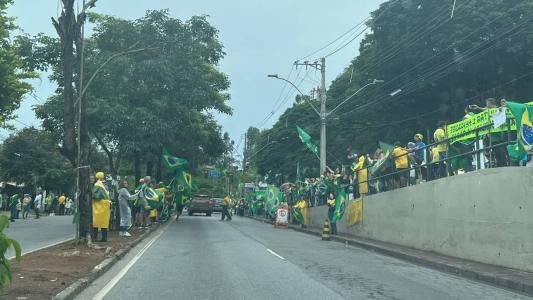 Manifestantes volta à Raja Gabaglia