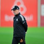 Técnico Mano Menezes projeta confronto do Inter com Flamengo no Brasileiro