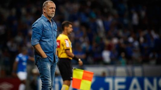 Mano Menezes deixou Cruzeiro após derrota para o Inter, no Mineirão, em 2019