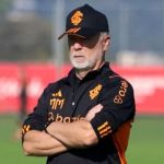 Mano Menezes prevê Inter com retorno de titular para enfrentar o América