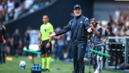 Mano Menezes, técnico do Grêmio, em partida pela Série A do Campeonato Brasileiro