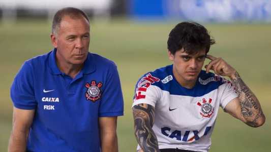 Mano Menezes já fez duas reformulações no Corinthians