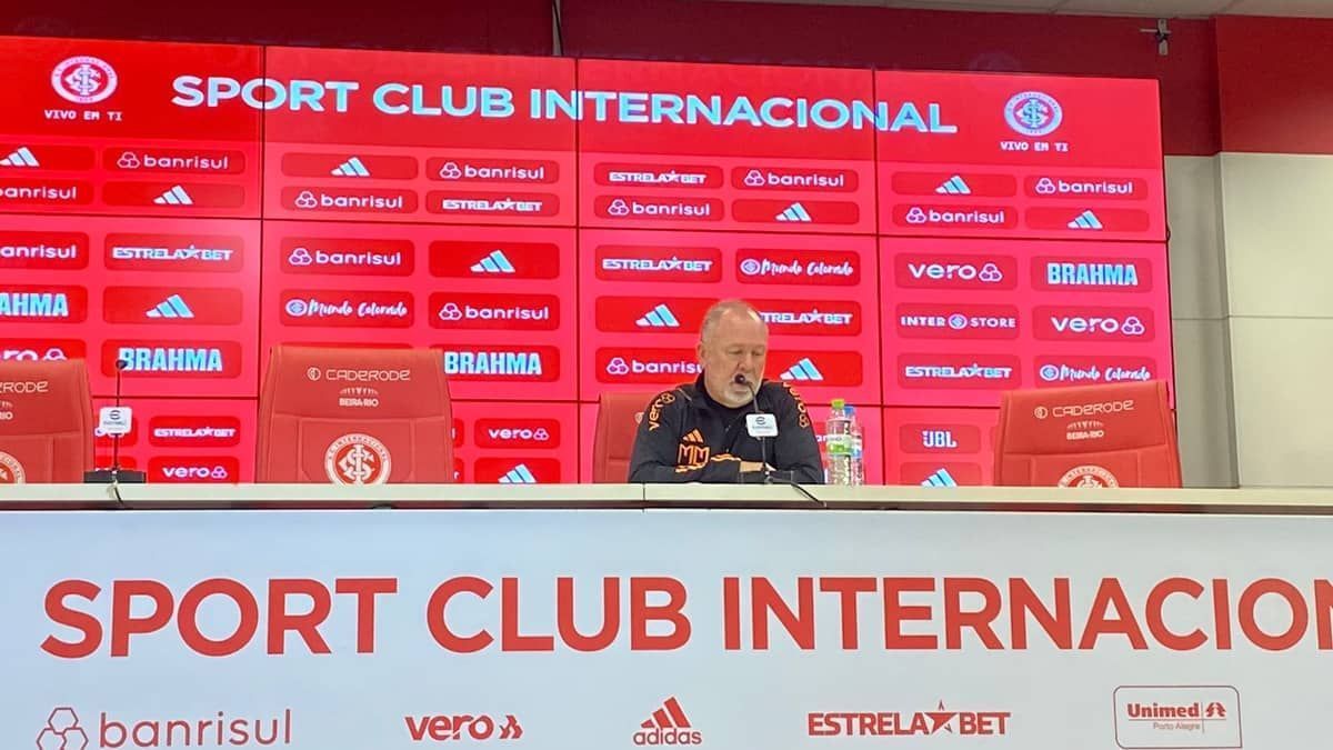 Mano minimiza desempenho do Inter e rebate críticas: 'Muita canalhice'