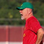 Na lanterna, Fluminense busca reação contra o invicto Fortaleza no Castelão