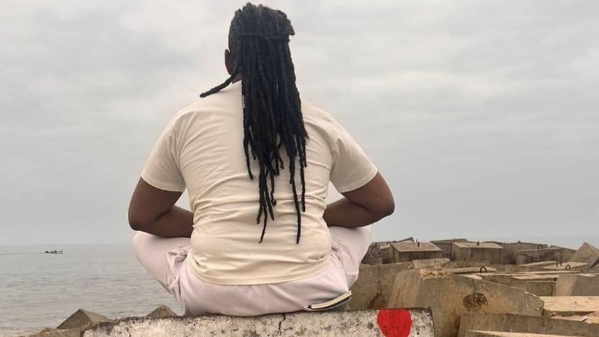 Em Angola, Manoel Soares desabafa: ‘preciso me encontrar’