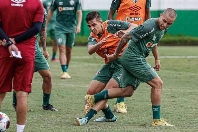 Com poucas chances, Giovanni se despede do Fluminense: 'Ano especial'
