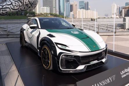 Ferrari Purosangue da Polícia de Dubai