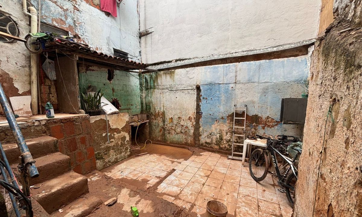 'Desespero': moradores falam à Itatiaia sobre casas alagadas em Juiz de Fora