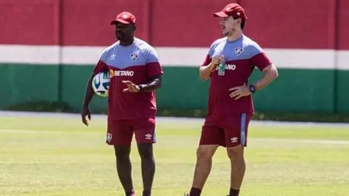 Em mais uma Data Fifa, Marcão volta a ser responsável por treinos no Fluminense