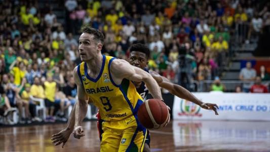 Marcelinho Huertas, armador e capitão da Seleção Brasileira
