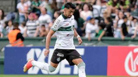 Marcelino Moreno, do Coritiba, será desfalque diante do Atlético