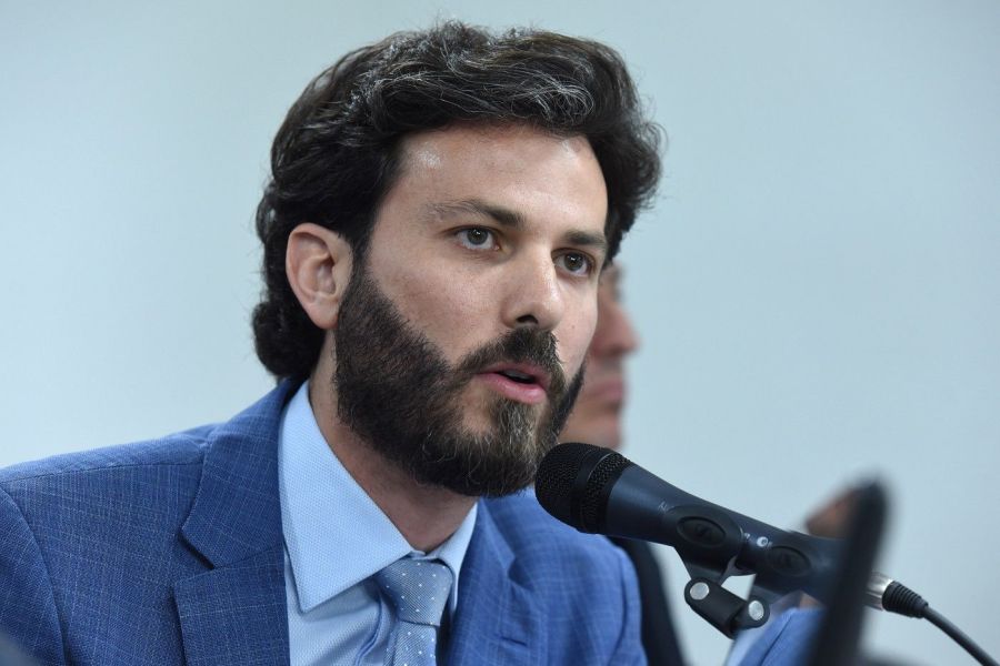 Marcelo Aro deixa Secretaria de Governo; Castellar Neto assume