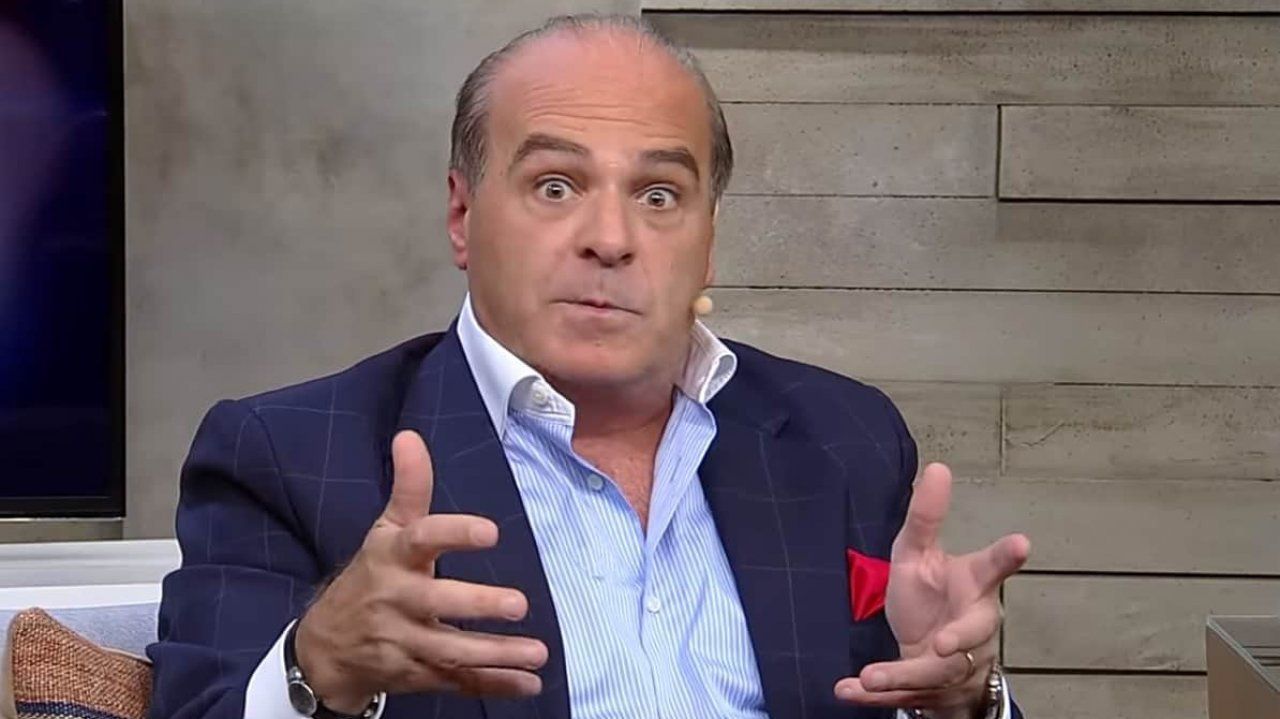 Marcelo de Carvalho, da RedeTV, é acusado de racismo ao relatar assalto: 'sujeito de aparência africana'