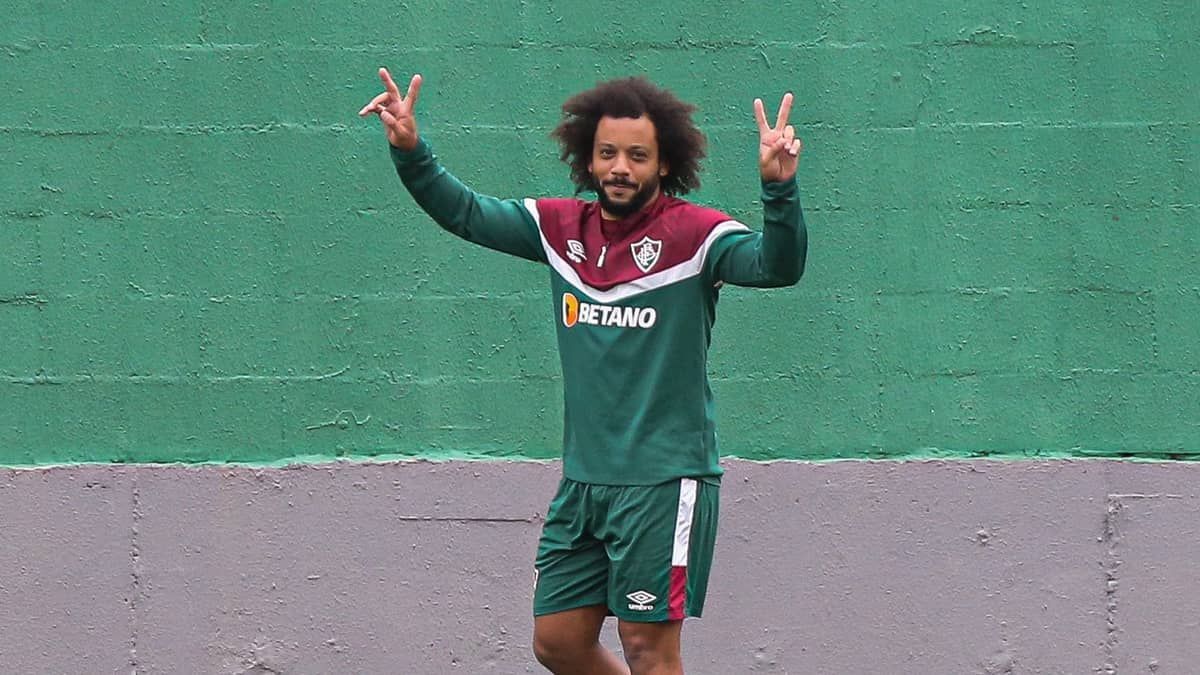 Marcelo entra em observação e vira dúvida para o Fla-Flu